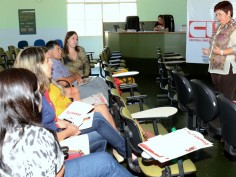 Sintego Itinerante: em Palmeiras de Goias, sindicato informa que pediu ao Ipasgo vacina contra a gripe H1N1 para educadores 