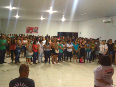 Trabalhadores em Educação da rede municipal de Niquelândia entram em greve 