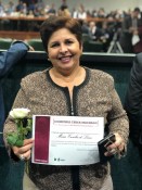 Presidenta do SINTEGO, Bia de Lima, recebe comenda Chica Machado  