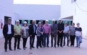 Representantes de entidades sindicais visitam as obras do novo Hospital do Ipasgo 