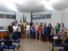 Professores da Rede Municipal de Edealina realizam ato na Câmara Municipal cobrando da Prefeitura o pagamento do Piso 2018 