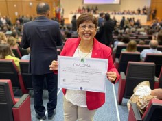 Momento histórico para a Educação de Goiás: presidenta Bia é diplomada como Deputada Estadual 