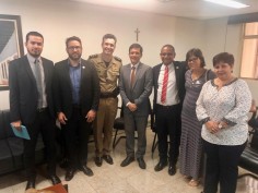 Fórum em Defesa dos Servidores e Serviços Públicos de Goiás realiza audiência com secretário da Casa Civil 