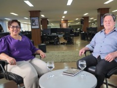 Presidenta Bia concede entrevista para Jackson Abraão  