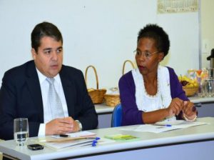 Fórum discute com presidência do Ipasgo melhorias na prestação de serviços