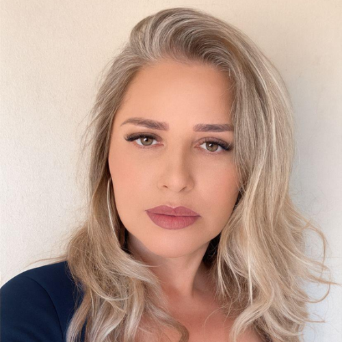 SILVIA MORAES
