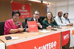 Sindicatos se reúnem com Ministro do Trabalho, Luiz Marinho
