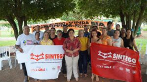 Em Carmo do Rio Verde, SINTEGO segue em busca de direitos da categoria