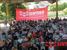 Em Assembleia do município de Goiânia, categoria rejeita proposta  do Paço