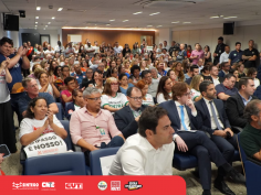 “Plebiscito já” foi o coro dos/as servidores/as presentes na Audiência Pública do IPASGO