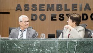 Em Sessão Solene, Heleno Araújo reforça a importância da unidade na luta por valorização