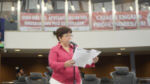 A luta continua: Plano de Carreira não foi votado hoje e poderá estar na pauta na terça-feira (22)