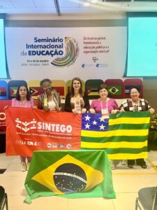 Em Seminário Internacional da Educação, carta compromisso é aprovada