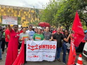SINTEGO participa de Ato em Brasília contra Confisco de Aposentadorias e PEC 66