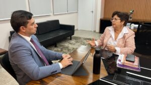 Plano de Carreira dos/as Administrativos/as é pauta de Reunião na SEAD- Secretaria de Estado da Administração de Goiás