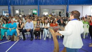 Em encontro com Prefeitos/as e Secretários/as de Educação, presidenta Bia de Lima faz alertas essenciais