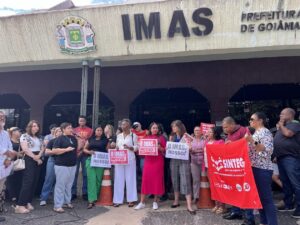 Em manifestação, no IMAS, SINTEGO cobra melhorias no atendimento aos usuários/as