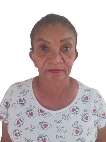 Elizabete_Bernardes-removebg-preview
