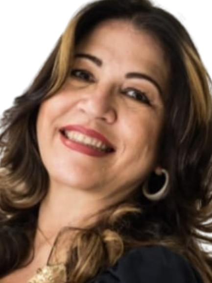 Raquel_Clece-removebg-preview