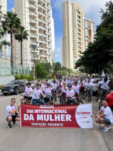 Unidas/os na luta: pedalada pelo fim da violência contra as mulheres percorre Goiânia